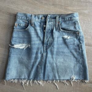 LEVI DEMIN SKIRT size 25